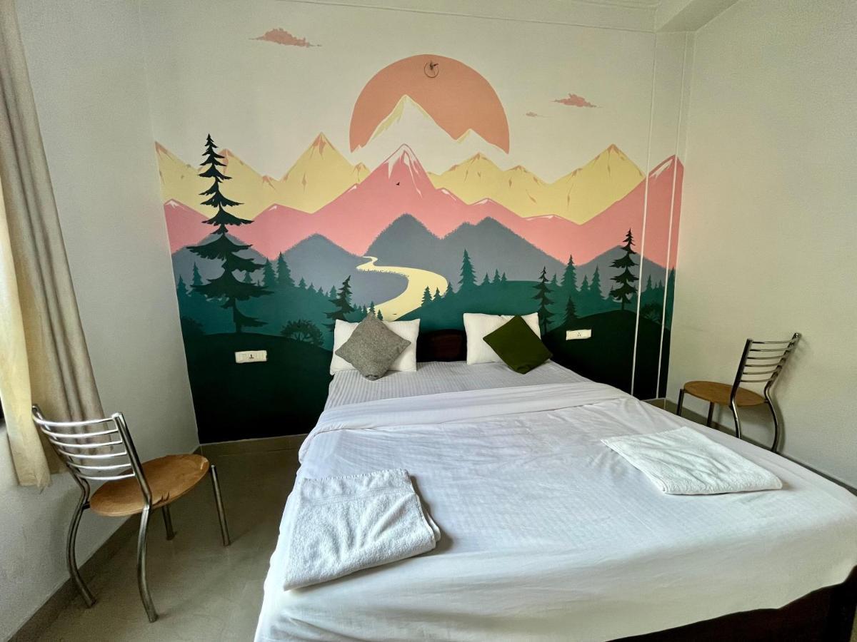Joey'S Homestay Rishīkesh Exteriör bild
