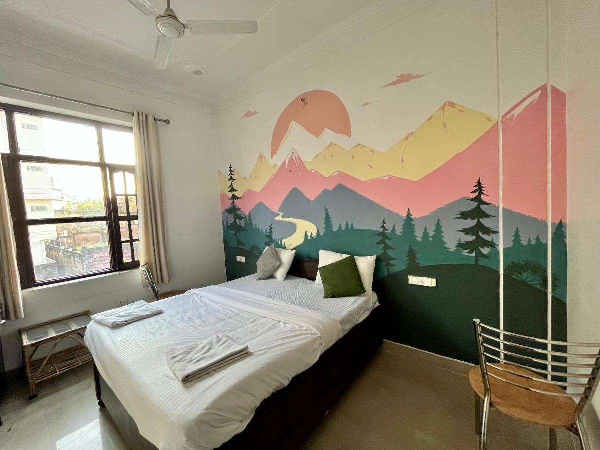 Joey'S Homestay Rishīkesh Exteriör bild